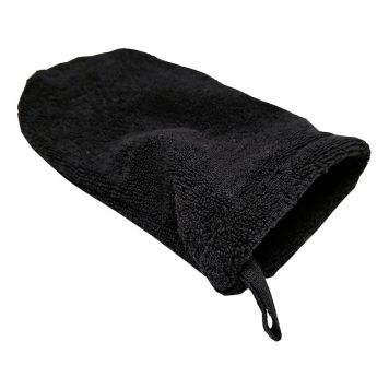 Pesukinnas Saunia must