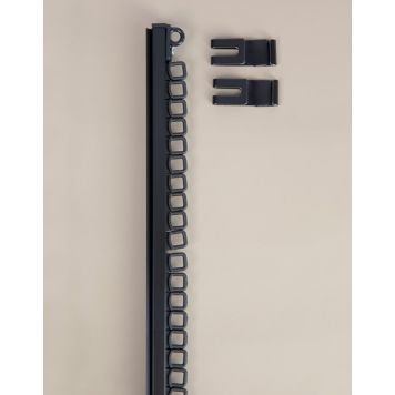 U-Kardinasiin Hasta 250 cm, must 250 cm