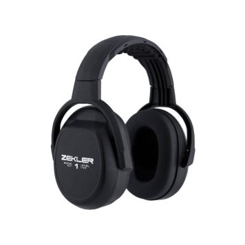 KÕRVAKLAPID ZEKLER 401