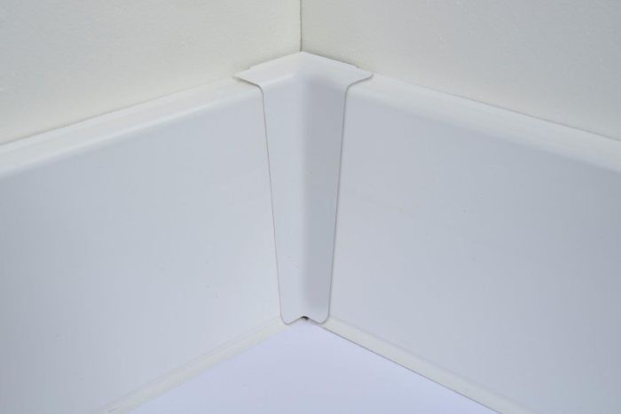 Põrandaliistu sisenurk PVC High Gloss White 22 x 75 mm