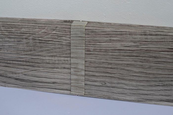 Põrandaliistu ühendustükk PVC Dark Pine 22 x 75 mm