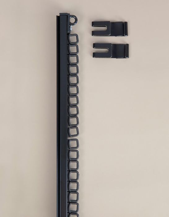 U-Kardinasiin Hasta 250 cm, must 250 cm