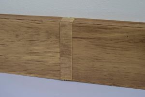 Põrandaliistu ühendustükk PVC Celtic Oak 22 x 75 mm