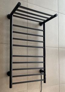 Käterätikuivati Camargue Mälmö 89 x 53 cm must